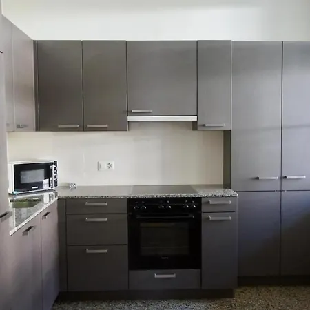 Salve, Regina, Nahe Westbahnhof Apartamento Entrelagos